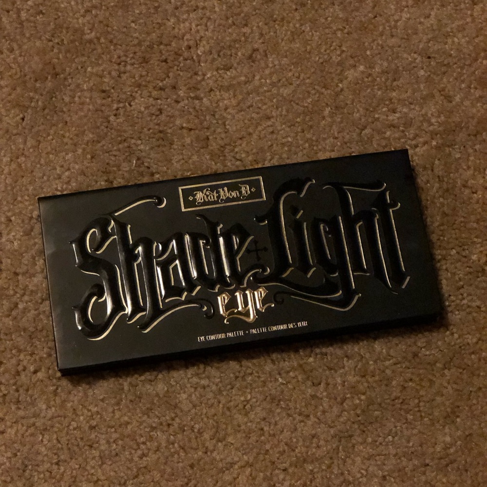 Kat Von D Shade and Light Eyeshadow Palette